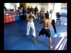 Buen vídeo básico de Wing Chun vs…